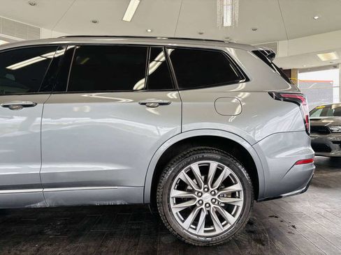 Used 2021 Cadillac XT6 Sport AWD/4WD image 16