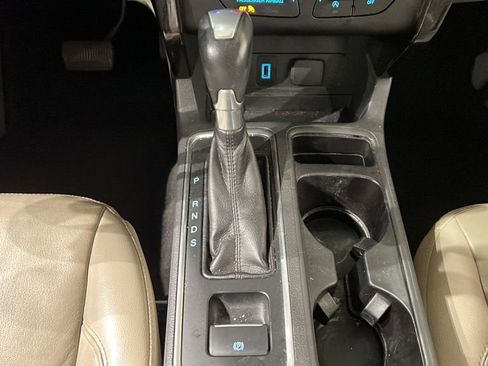 Used 2017 Ford Escape Titanium image 22