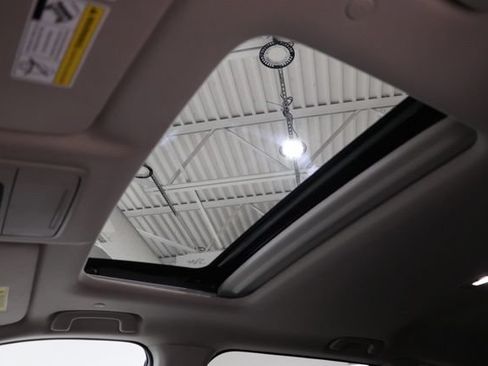 Used 2024 Honda CR-V EX-L image 30