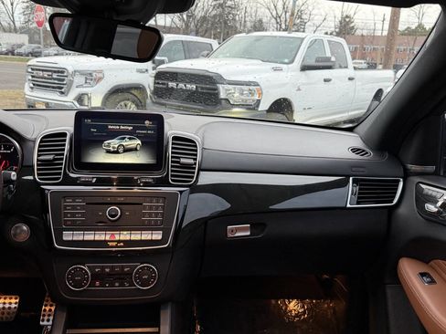 Used 2018 Mercedes-Benz GLE 43 AMG 4MATIC Coupe image 20
