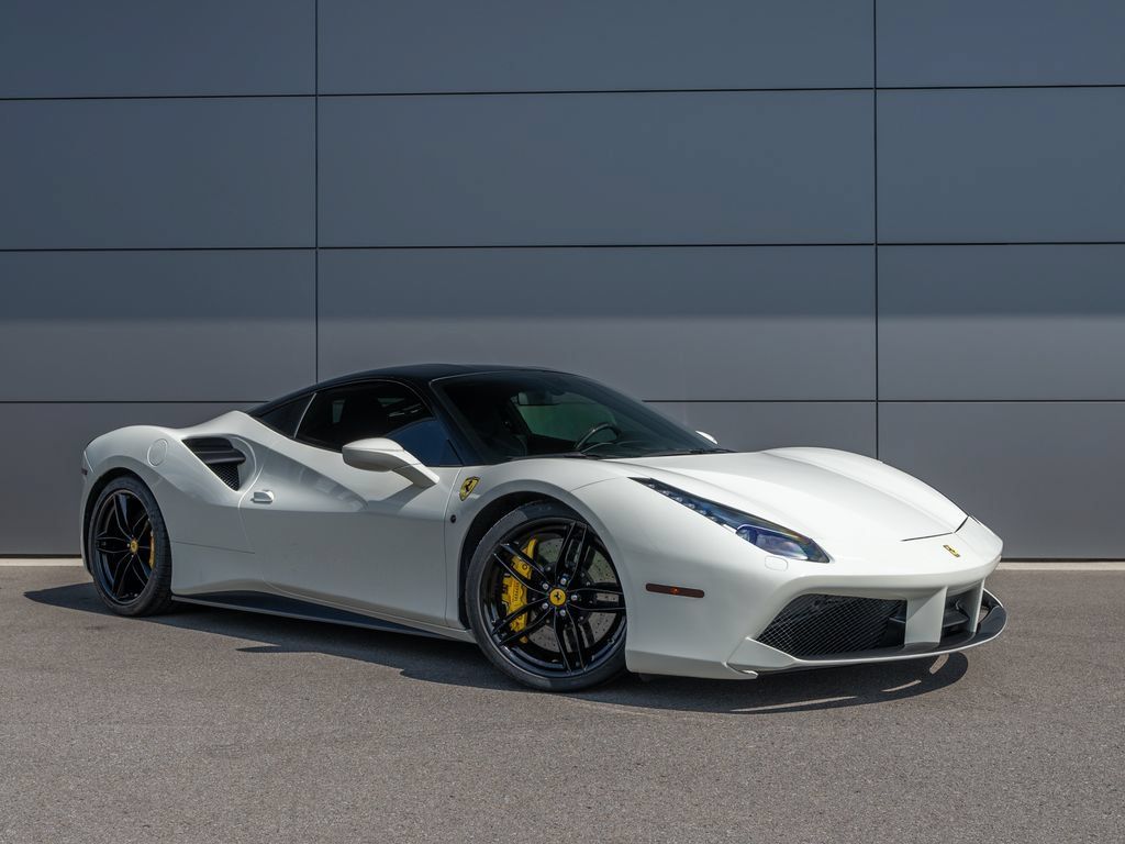 Certified 2018 Ferrari 488 GTB RWD image 4