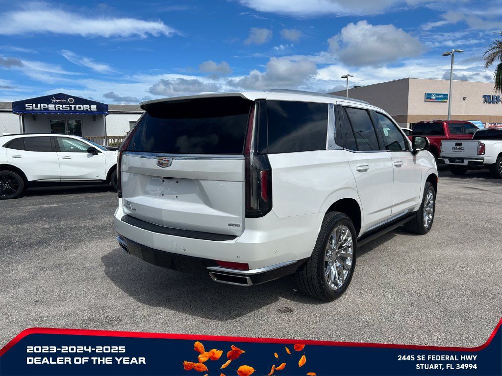Used 2023 Cadillac Escalade Premium Luxury w/ LPO, Radiant Package AWD/4WD image 5