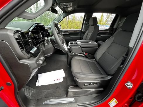 New 2026 GMC Sierra 1500 SLE w/ Preferred Package AWD/4WD image 22