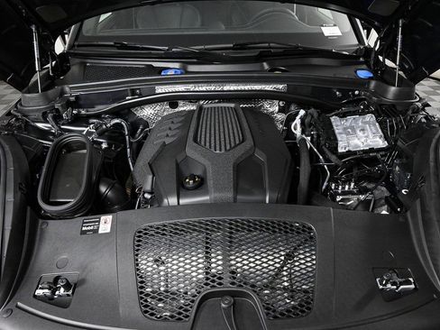 Used 2026 Porsche Macan image 34