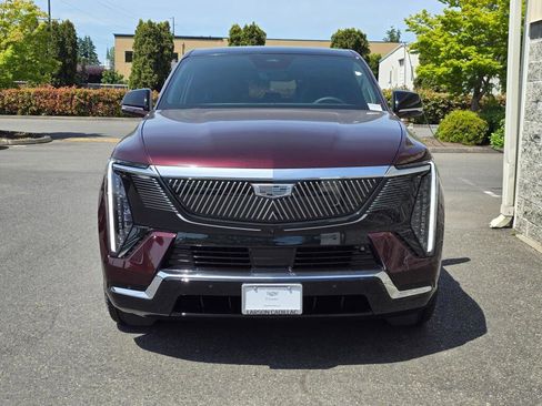 New 2025 Cadillac Escalade IQ Luxury 2 image 11