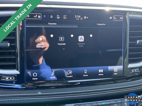 Used 2024 Chrysler Pacifica Touring-L w/ Road Tripper Package image 32