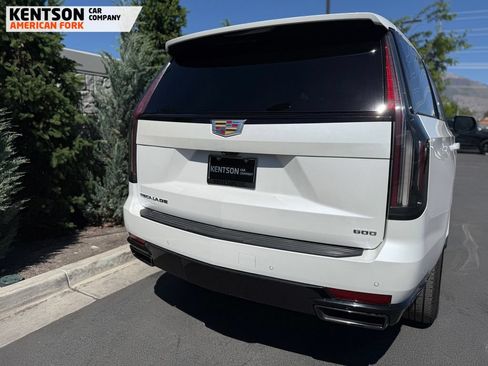 Used 2021 Cadillac Escalade Sport w/ Driver Assist Tech Package AWD/4WD image 42