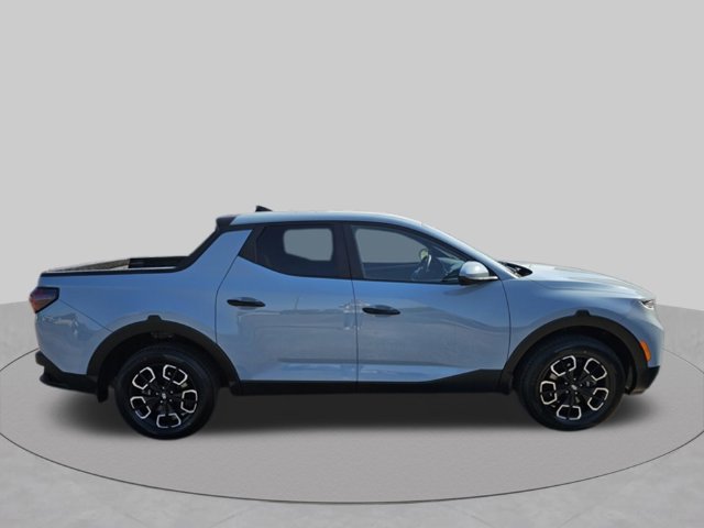 Used 2023 Hyundai Santa Cruz SE AWD/4WD image 6