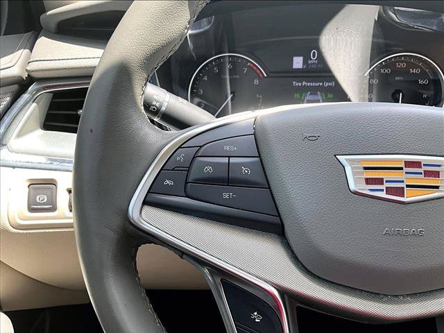 Certified 2023 Cadillac XT5 Premium Luxury FWD image 18
