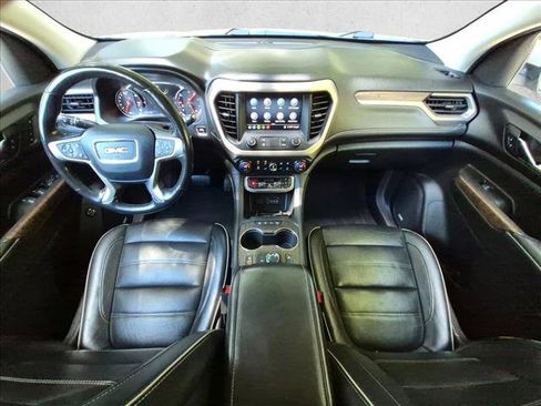 Used 2020 GMC Acadia Denali w/ Technology Package AWD/4WD image 19