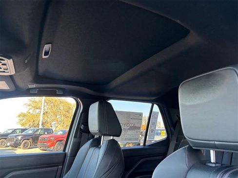 New 2025 Toyota 4Runner Limited image 12