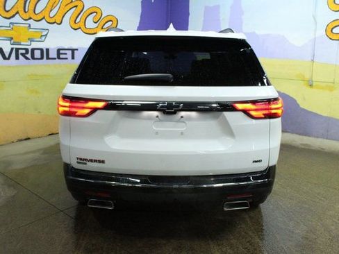 Used 2024 Chevrolet Traverse Premier w/ Redline Edition AWD/4WD image 4