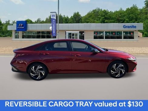 Certified 2025 Hyundai Elantra Sport image 6