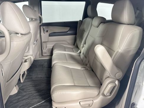 Used 2015 Honda Odyssey Touring Elite image 22