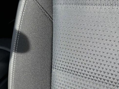 New 2026 Chevrolet Trax LT w/ Sunroof Package image 11