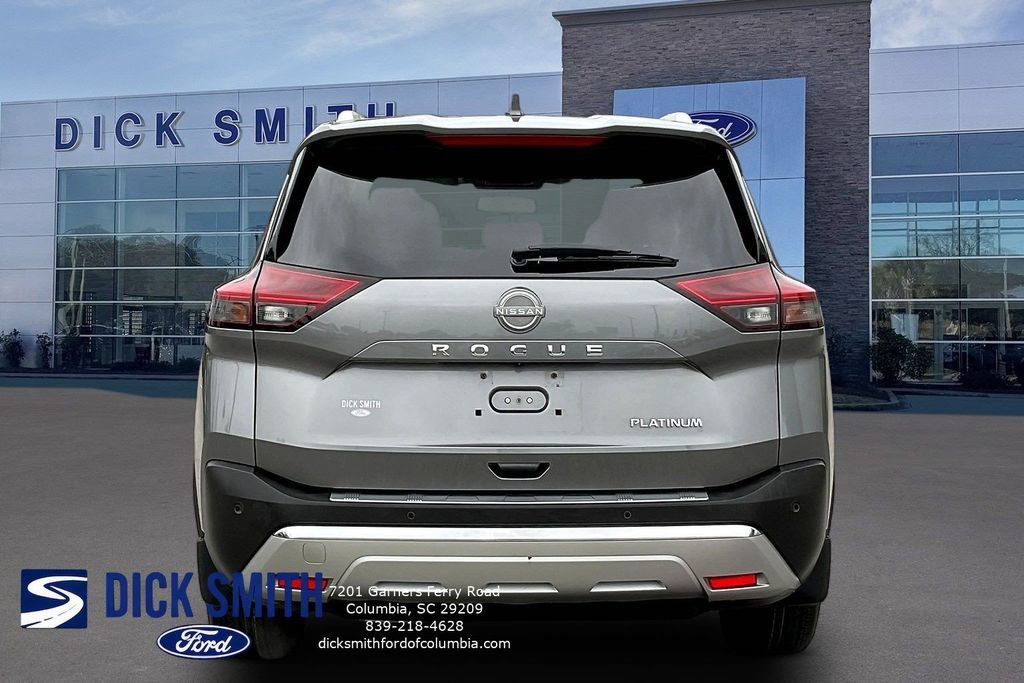 Used 2023 Nissan Rogue Platinum FWD image 5