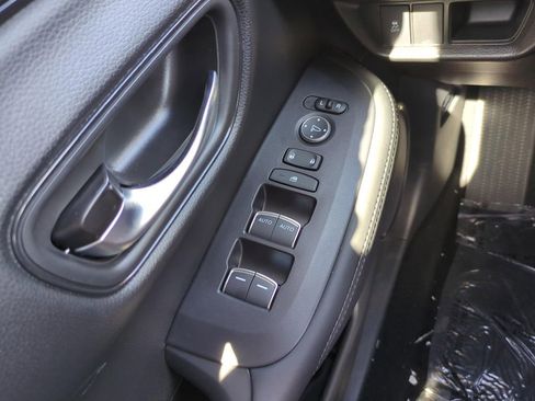 Used 2026 Honda HR-V EX-L image 19