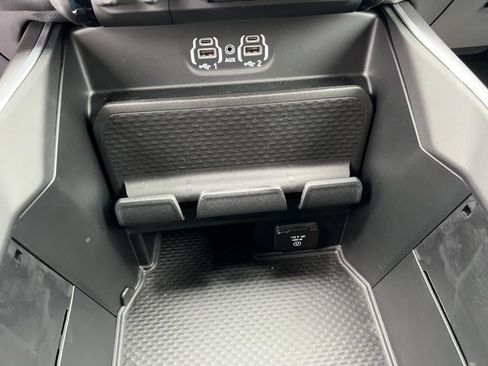 New 2024 RAM 2500 Big Horn w/ Night Edition image 24