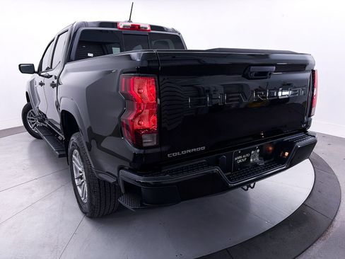 Used 2024 Chevrolet Colorado LT w/ LT Convenience Package RWD image 4