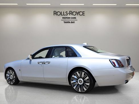 New 2027 Rolls-Royce Ghost AWD/4WD image 5