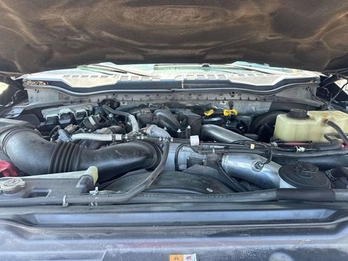 Used 2019 Ford F250 Lariat w/ Lariat Ultimate Package AWD/4WD image 3