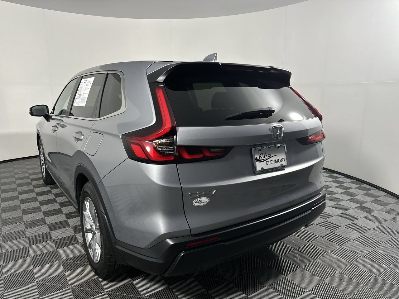 Used 2025 Honda CR-V EX image 5
