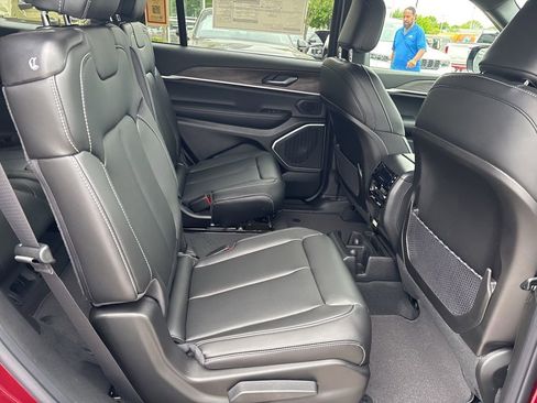 New 2026 Jeep Grand Cherokee L Limited AWD/4WD image 48