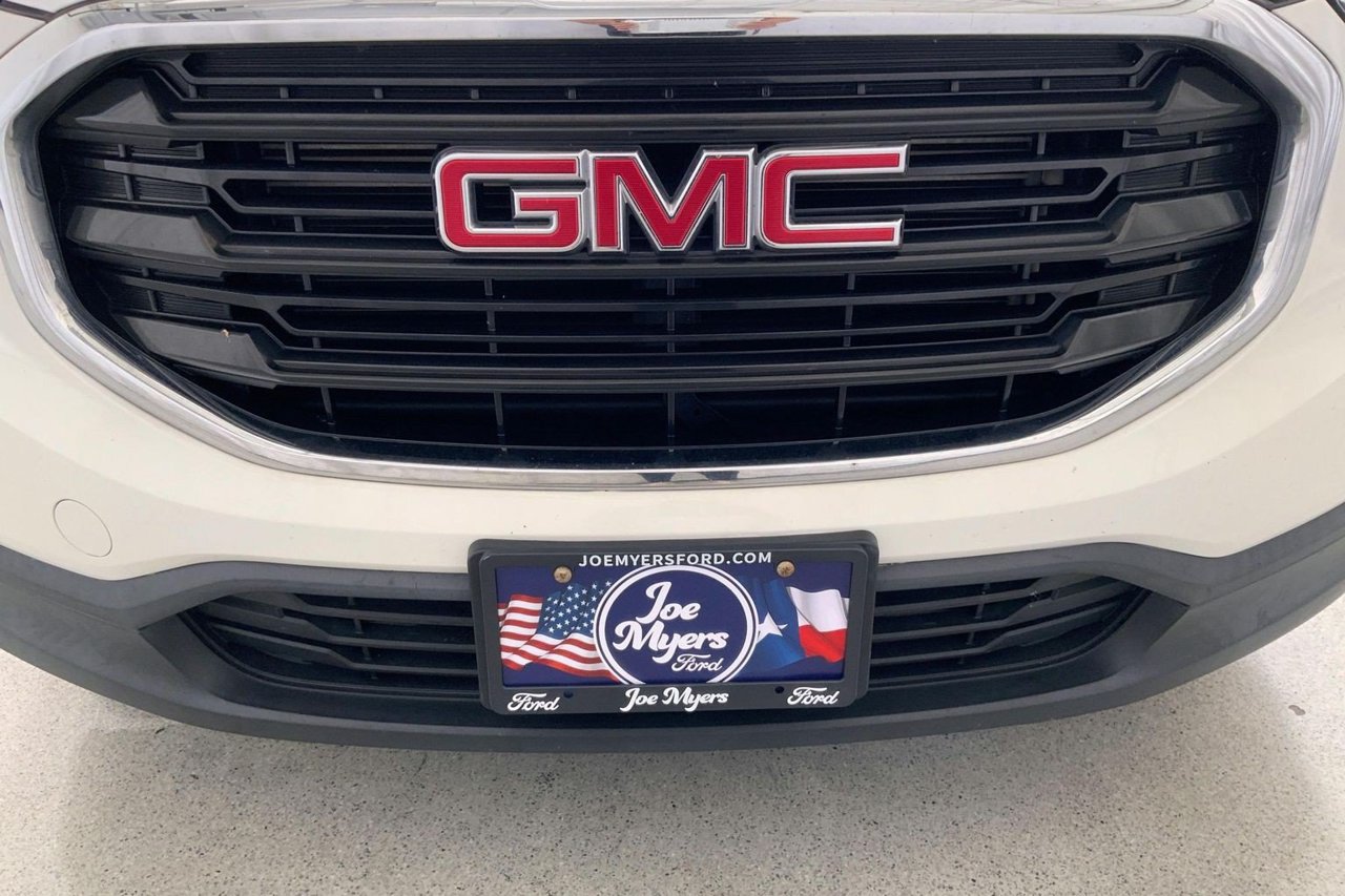 Used 2020 GMC Terrain SLE w/ Driver Convenience Package FWD image 27