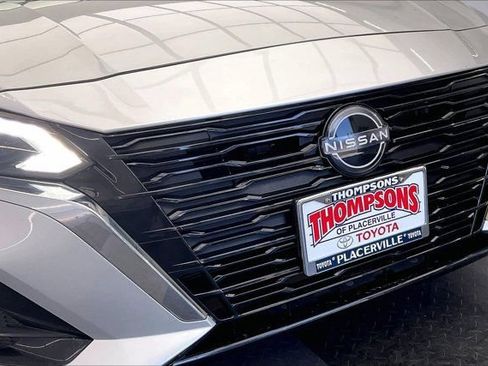 Used 2023 Nissan Altima 2.5 SV FWD image 31