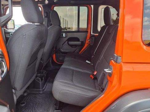 Used 2023 Jeep Wrangler Unlimited Sport AWD/4WD image 19