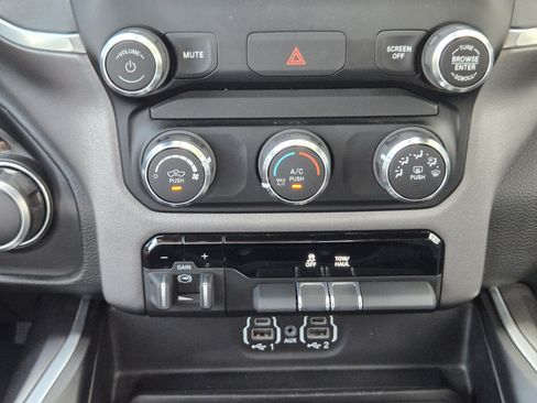 Used 2022 RAM 1500 Big Horn AWD/4WD image 21