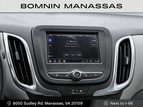 Used 2023 Chevrolet Equinox LS w/ LS Convenience Package image 16