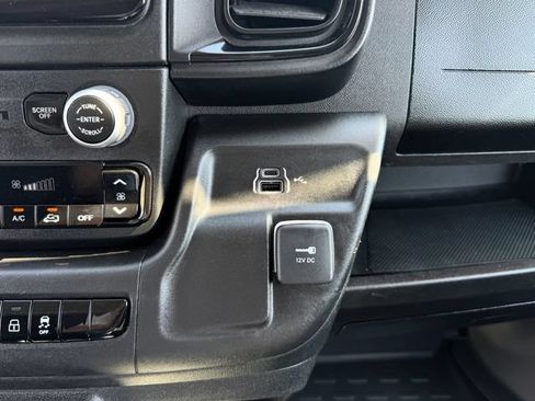 Used 2023 RAM ProMaster 2500 w/ Safety Group (A) FWD image 31