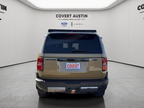 Used 2024 Toyota Land Cruiser image 4