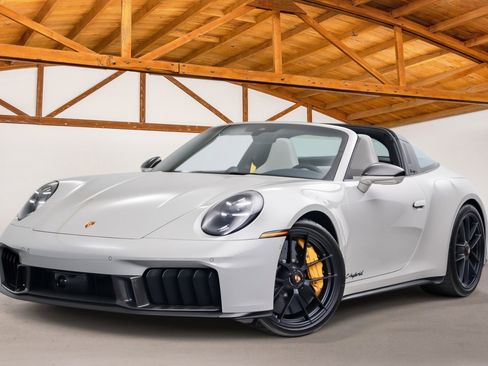 Used 2026 Porsche 911 Targa 4 GTS AWD/4WD image 1