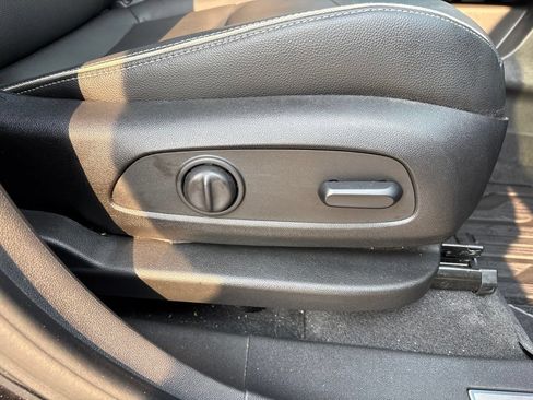 Used 2020 GMC Terrain Denali w/ Denali Premium Package FWD image 25