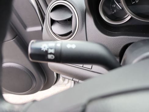 Used 2013 MAZDA MAZDA6 i Sport image 32