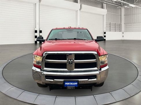 Used 2018 RAM 3500 Tradesman w/ Chrome Appearance Group AWD/4WD image 8
