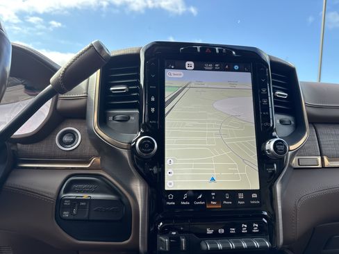 Used 2022 RAM 3500 Limited image 24