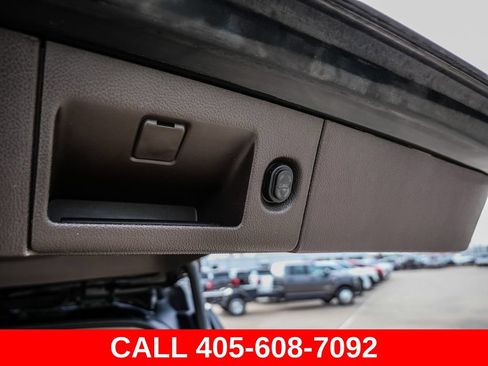 Used 2017 GMC Yukon Denali w/ Open Road Package AWD/4WD image 14