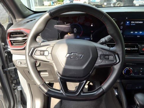Used 2024 Chevrolet TrailBlazer RS image 19