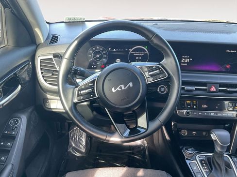 Used 2024 Kia Seltos S image 18