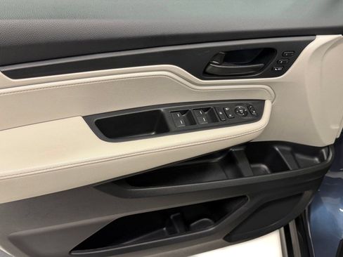 Used 2025 Honda Odyssey EX-L image 12