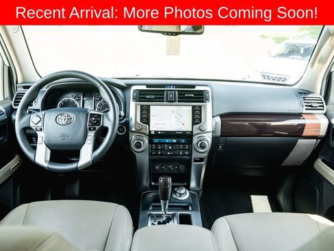 Certified 2022 Toyota 4Runner Limited AWD/4WD image 12