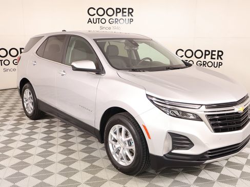 Used 2022 Chevrolet Equinox LT FWD image 1