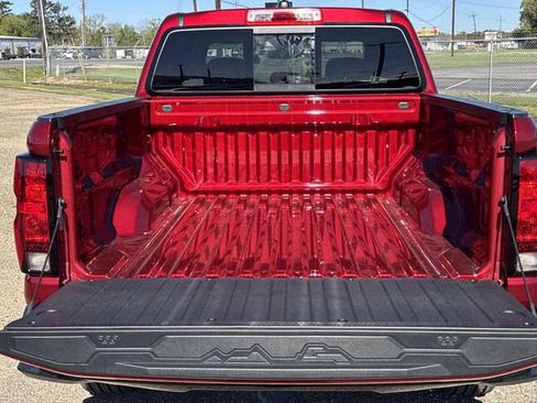 New 2026 Chevrolet Colorado W/T image 7