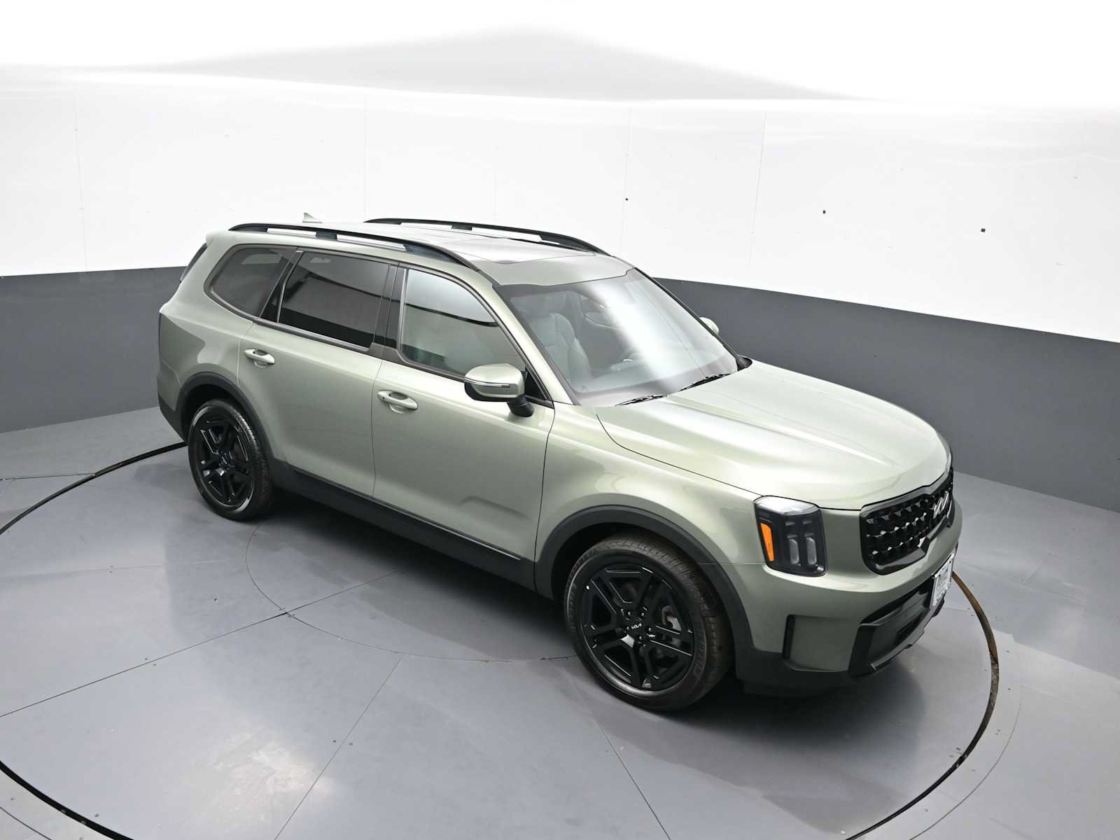 Used 2024 Kia Telluride EX X-Line AWD/4WD image 38