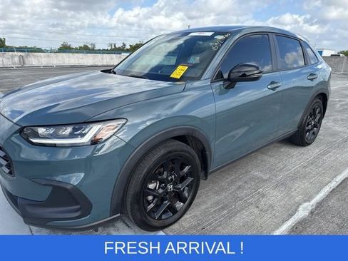 Used 2025 Honda HR-V Sport image 1