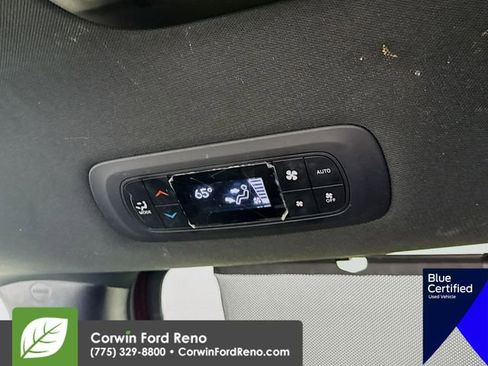 Used 2020 Chrysler Pacifica Touring-L AWD/4WD image 28