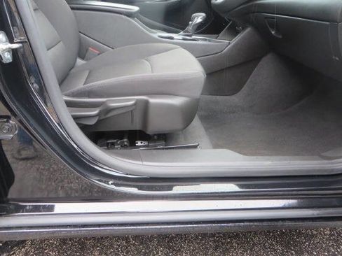 Used 2024 Chevrolet Malibu LT FWD image 17